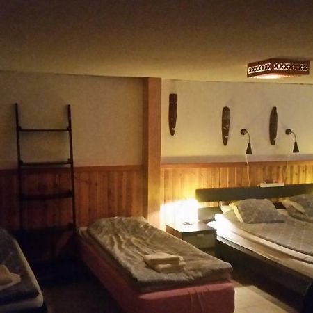 B&B Мора Екстериор снимка