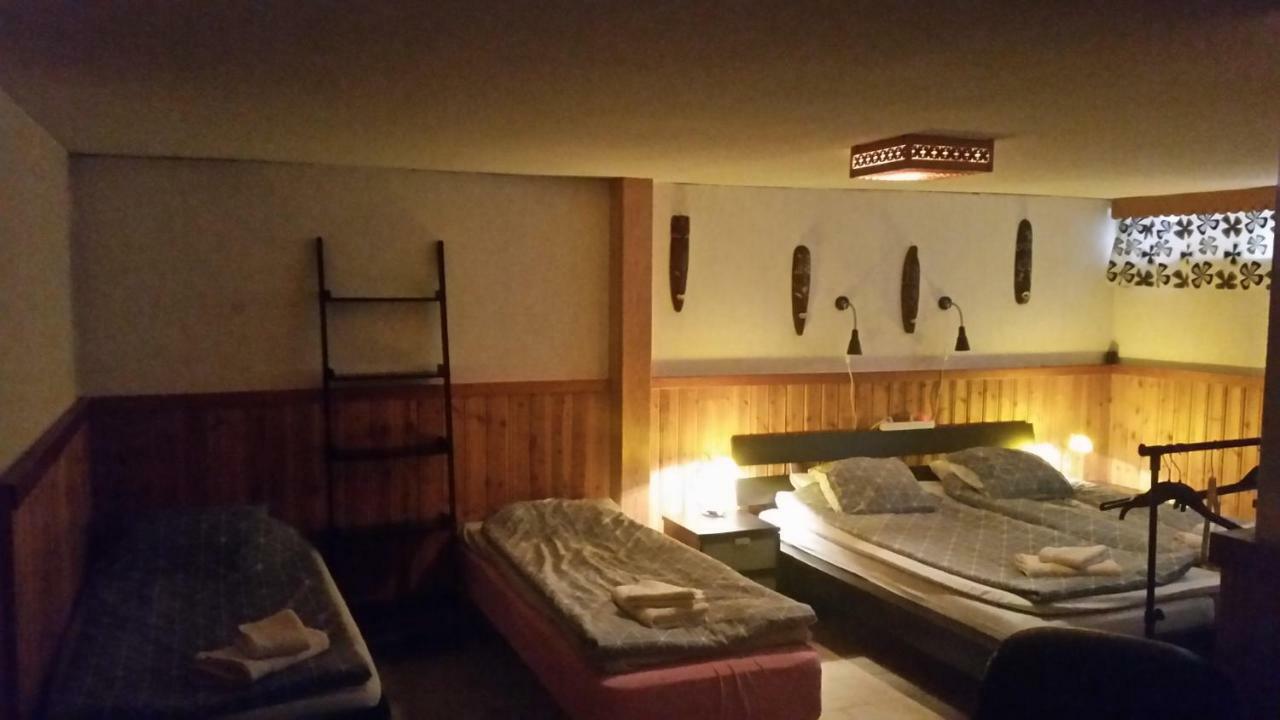 B&B Мора Екстериор снимка